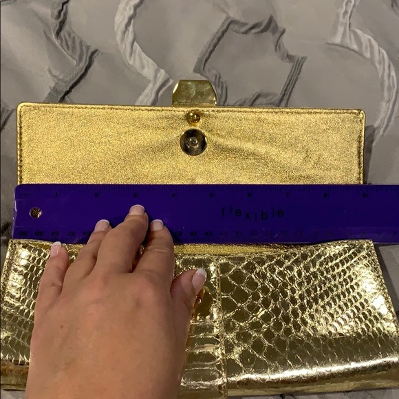 Michael Kors buckle genuine Python gold clutch - Picture 9 of 10
